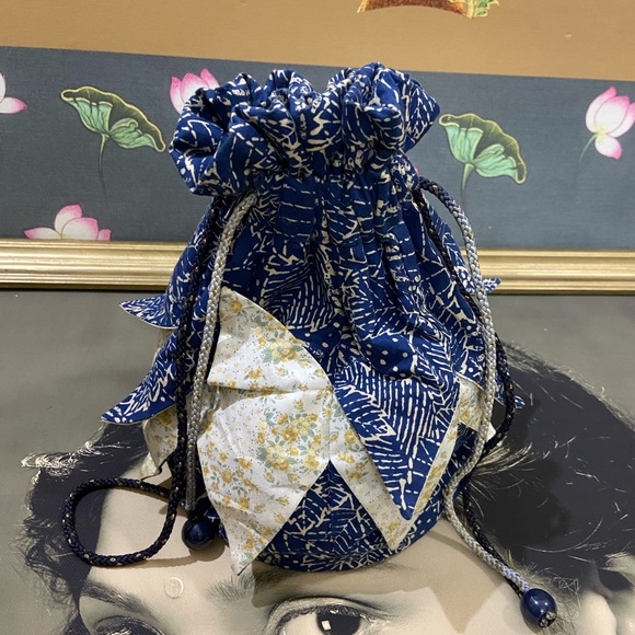 🎁 Bag - Picture 2 of 9